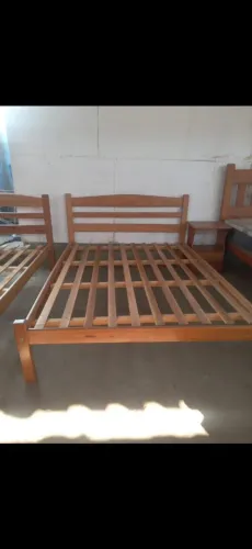 Cama madeira angelim pedra