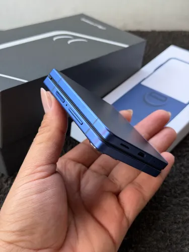 Samsung z flip 7
