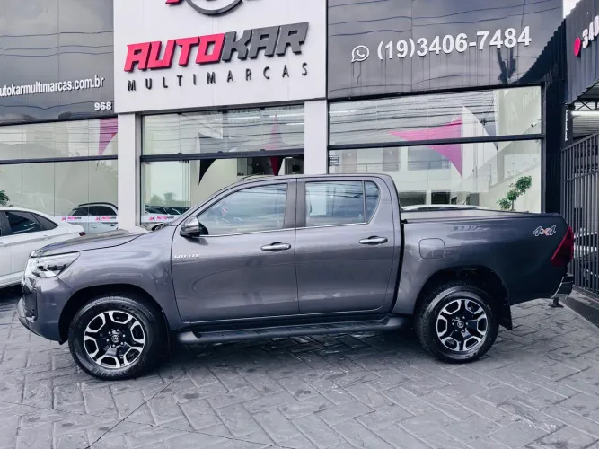 Toyota Hilux CD SRX Limited 4X4 2.8 TDI Die.aut 2023