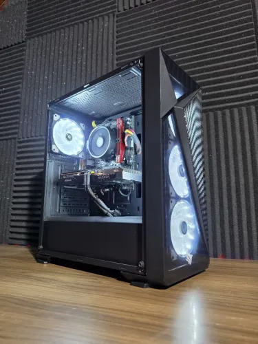 PC Gamer Ryzen 5 5500 + RX 6600 8GB + 16GB RAM + NVME 256GB + SSD 480GB
