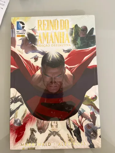 Reino do Amanhã- edição definitiva (LACRADA)