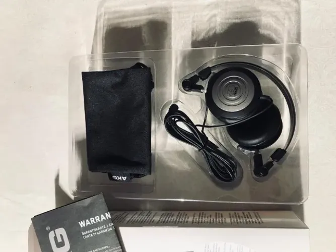 02 fones de ouvido profissional akg k414p