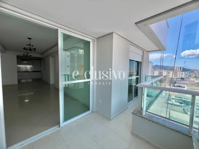 Apartamento com 2 Dormitórios, Suíte e Varanda Gourmet no Estreito