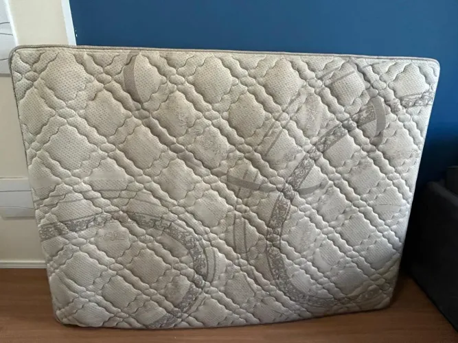 Colchão de casal marca ecoflex