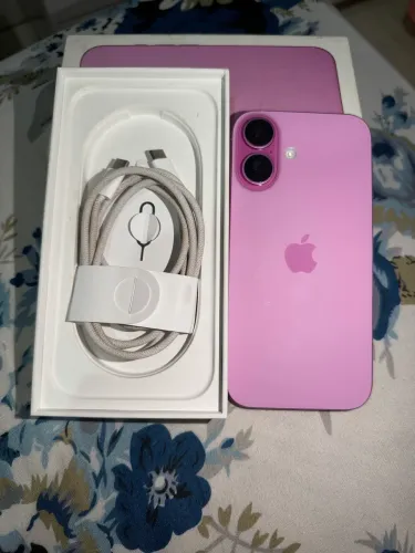 iPhone 16 rosa 128gb tá na garantia Apple ..troco por algo do meu interesse