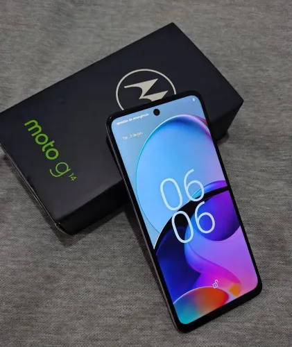 Celular Moto G14