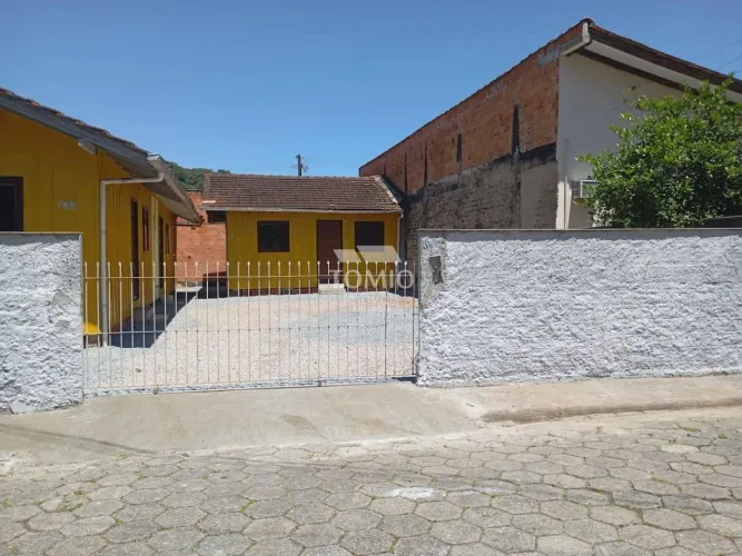 Casa com 5 quartos à Venda, Coloninha - Gaspar