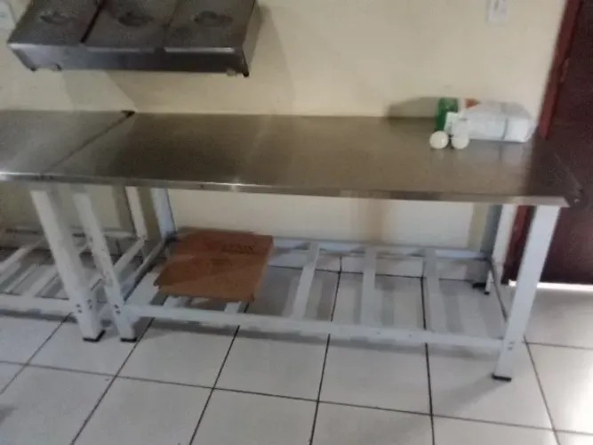 Mesa Bancada Reforçada180x70 Inox Comercial