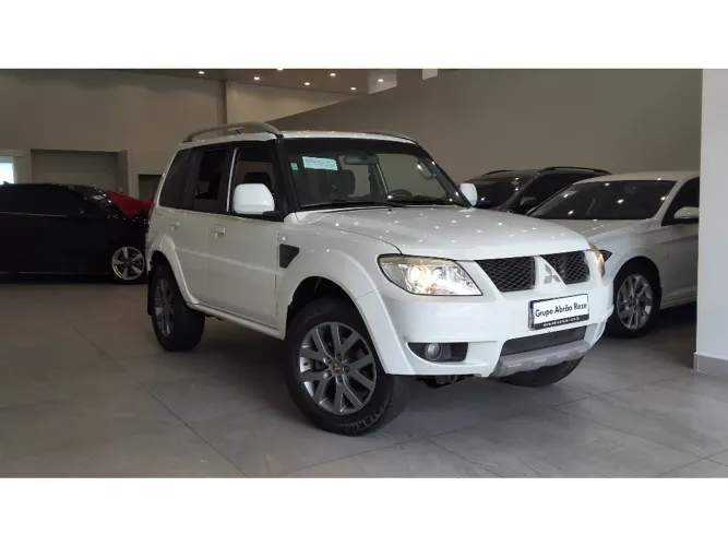 Mitsubishi Pajero TR4 2.0 Flex 16V 4X2 Mec. 2014