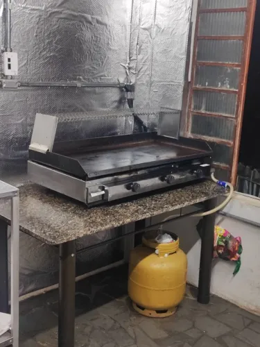 Chapa Profissional de Lanche ART MINAS a Gás
