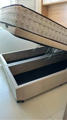 Cama box baú queen