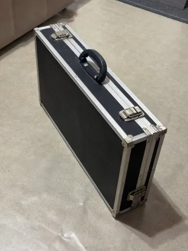 Hard Case - Pedais
