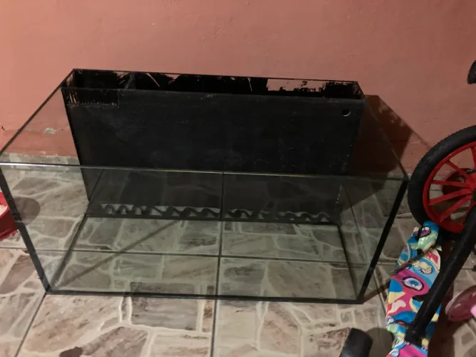 Vendo aquario 80x45x40
