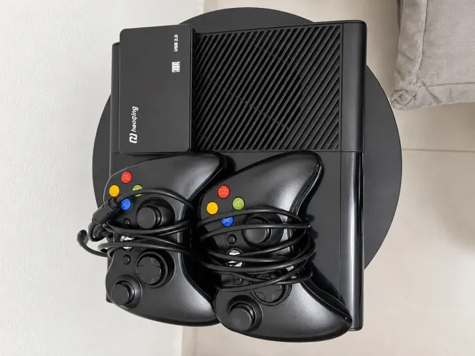 XBOX 360 DESBLOQUEADO 2 CONTROLES + JOGOS