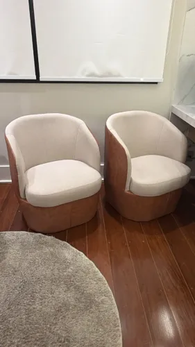 Poltronas mescladas linho e couro - 2 unidades