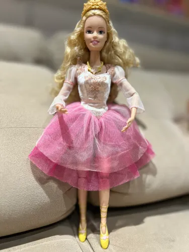 Boneca Barbie Genevieve