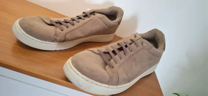 Tenis masculino camurça