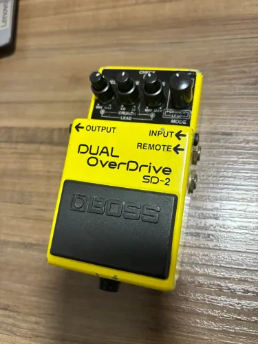 Pedal Boss SD-2 difícil de encontrar 