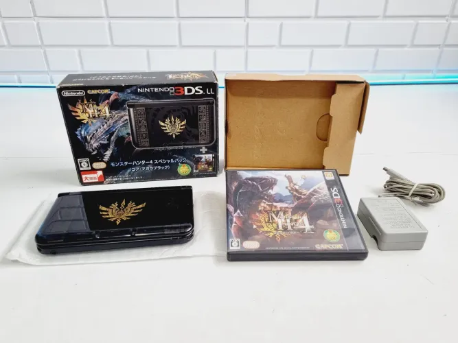 CONSOLE 3DS XL MONSTER HUNTER