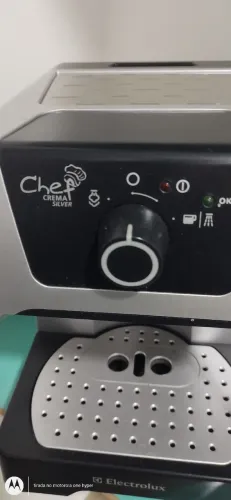 Cafeteira elétrica usada