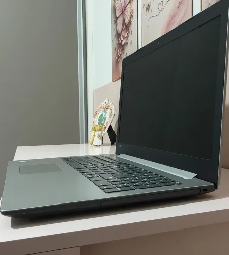 Notebook Lenovo i3