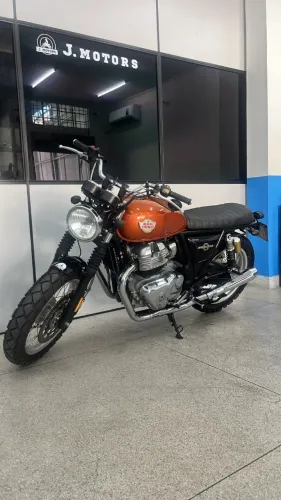 ROYAL ENFIELD INTERCEPTOR 650 CUSTOMIZADA