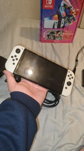 Nintendo Switch Oled Desbloqueado Com Case