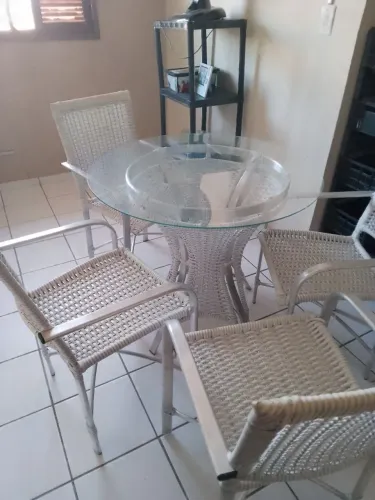 Conjunto de vime com alumínio