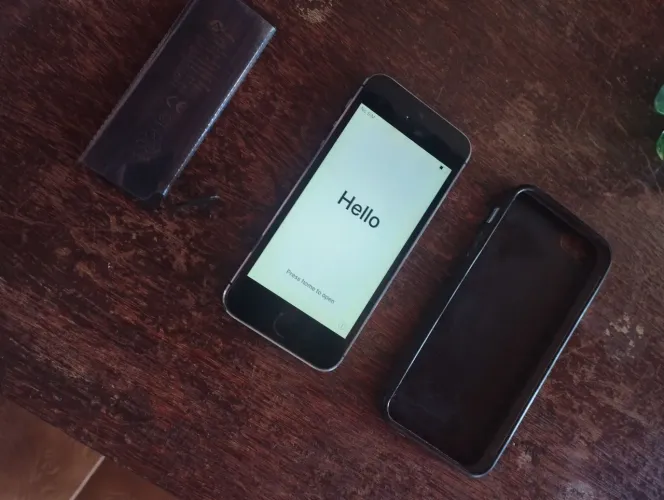 iPhone 5s A1457 Preto Funcionando + Capa e Bateria Extra
