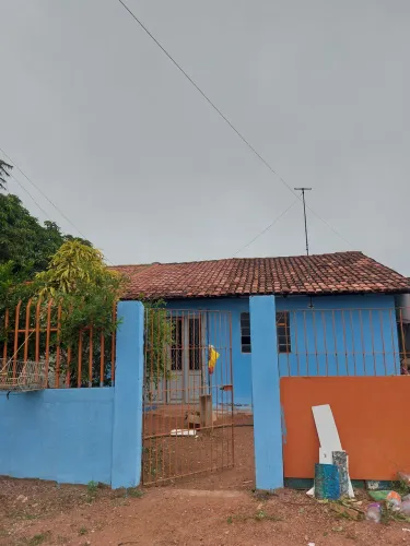 CASA A VENDA