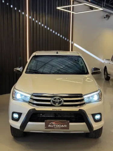 Toyota Hilux CD SRX 4X4 2.8 TDI 16V Diesel Aut. 2018