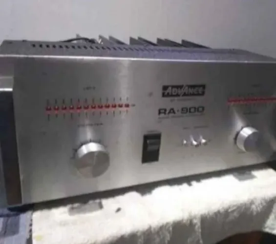 Potência amplificador Advance RA 900 perfeita