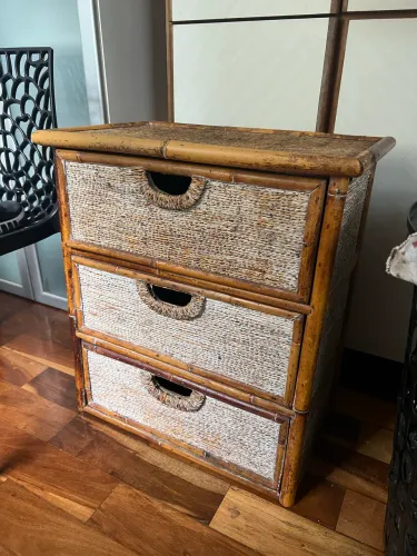 Gaveteiro em bambu e palha - estilo natural/rústico