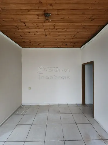 Vila Angélica - Casa de fundos com 1 dormitório
