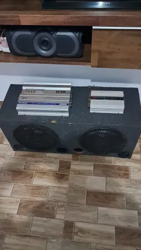 Vendo som automotivo