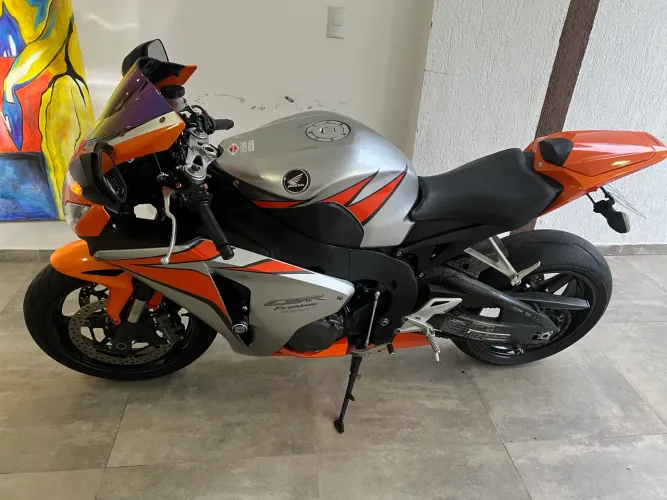 Cbr 1000 zerada