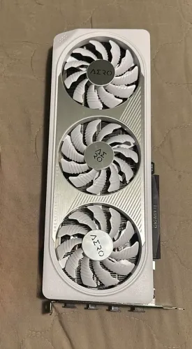 RTX 4060 8gb Aero