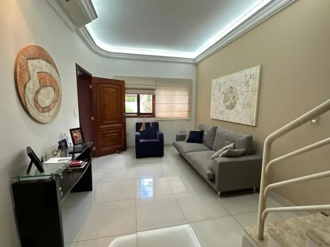 Casa à venda em Sorocaba, com 4 quartos, com 238 m², Condomínio Valença