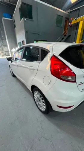Ford Fiesta Tit./tit.plus 1.6 16V Flex Aut. 2014