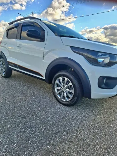 Fiat Mobi Trekking 1.0 Flex 5P 2025