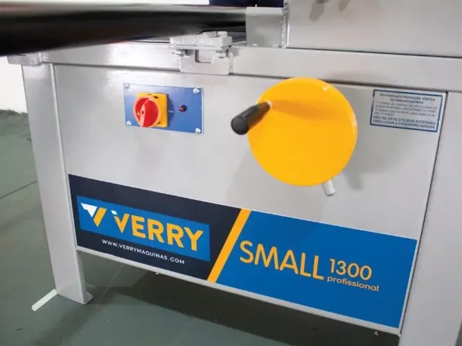 Esquadrejadeira Small 1300mm 2,24Kw 3CV Trifásico VERRY MÁQUINAS-SMALL1300