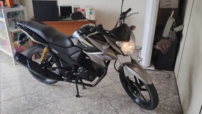 Vendo Fazer 150 2016