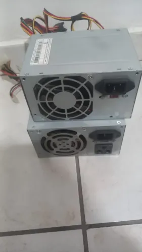 Fonte ATX kit 2 peças queimadas usadas. 