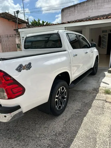 Toyota Hilux CD SRV 4X4 2.8 TDI Diesel Aut. 2021