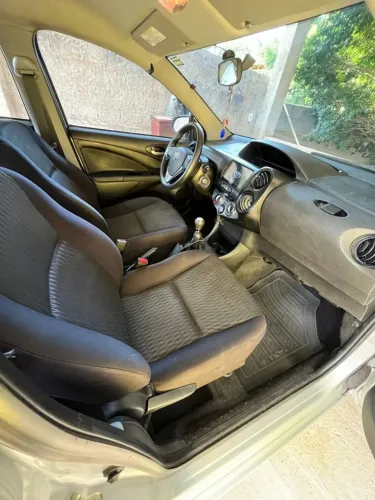 Toyota Etios X 1.3 Flex 16V 5P Mec. 2019