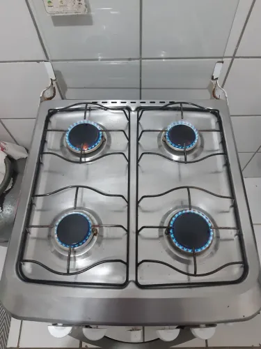 Vendo fogão 4 bocas