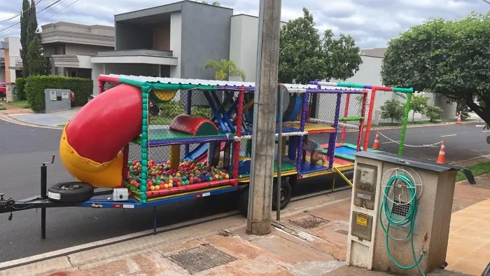 CARRETINHA PLAY GROUND À VENDA! 