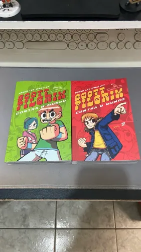 Livro - Scott Pilgrim Contra O Mundo