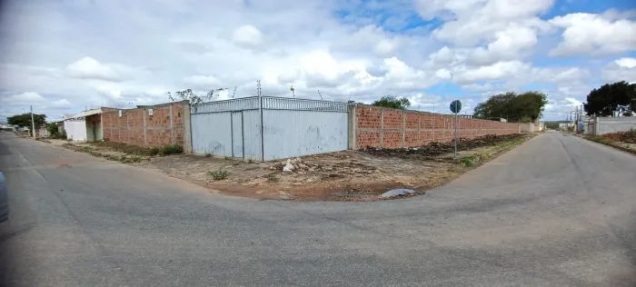 ALUGA-SE TERRENO DE 1.250 m² ? PRÓXIMO À AVENIDA BRUMADO