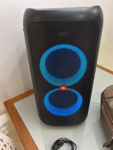 JBL PartyBox 100 - Único Dono - Excelente Estado